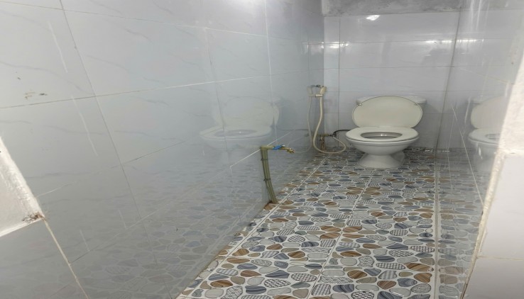 Cho thuê MBKD hàng ăn + ở lại được Văn Quán, Hà Đông, ô tô tránh, vỉa hè rộng chỉ 4 Triệu